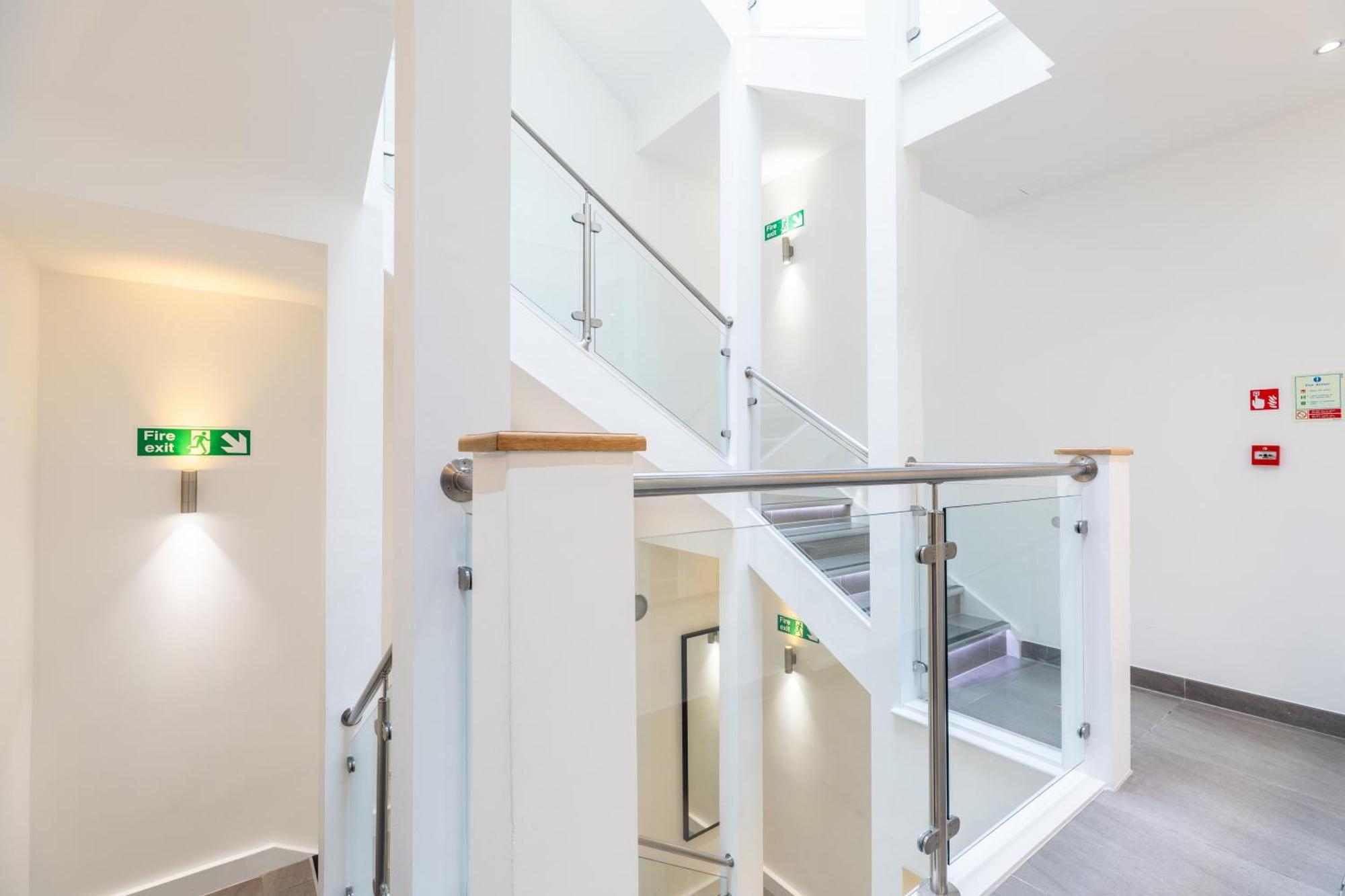 Clarges- Hsk Suites London Exterior foto